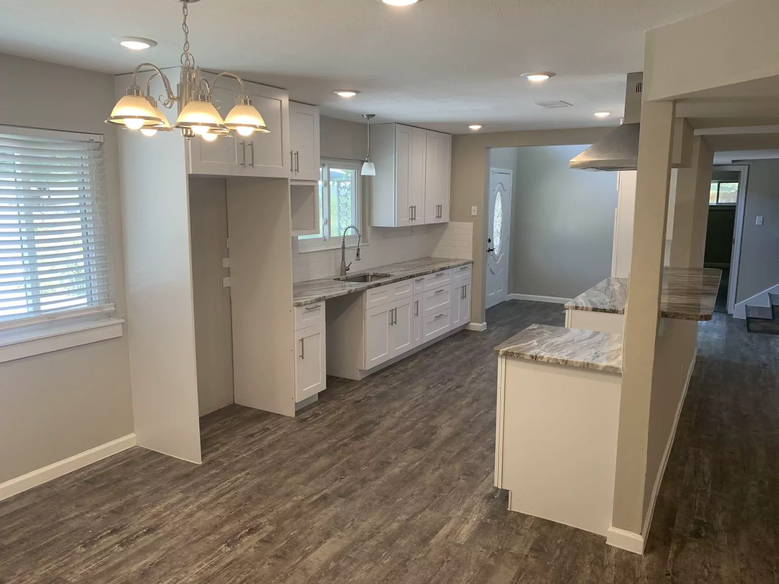 Open kitchen by Flip Fixer